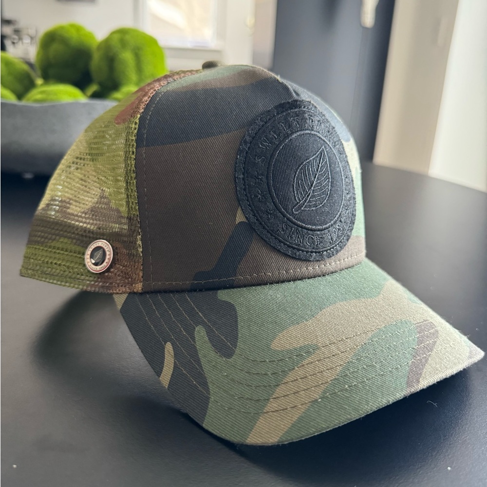 Sweet pants camouflage cap